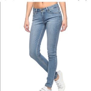 Levi’s 535 Super Skinny Jeans Size 30 New without tags
